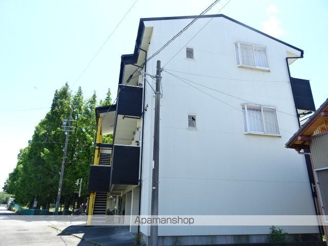 東海道本線 西焼津駅 徒歩25分 3階建 築30年の外観写真