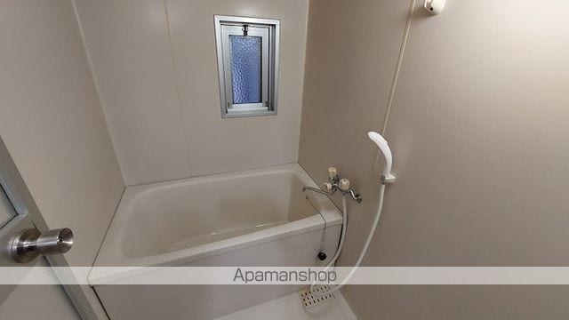 グリーンハイム千崎の内装写真