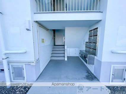 メゾン久米１号棟[3DK/48.6m2]のエントランス4