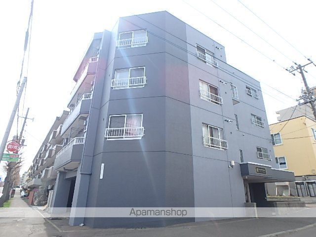 ローヤルハイツ本通3Nの外観写真
