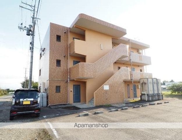 はるにれマンションの外観写真