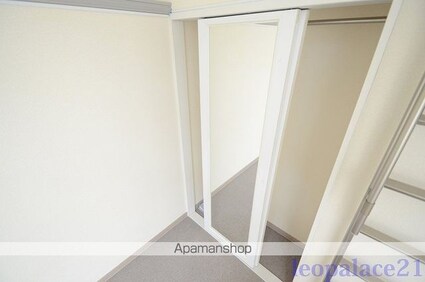 レオパレスプレミール[1K/20.28m2]の収納3