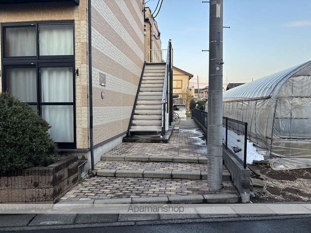 レオパレスウエストゴールドの玄関写真