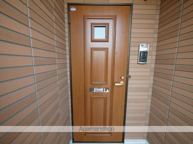 仙台市太白区 2階建 築19年の玄関写真