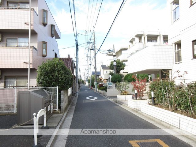 レオパレスメイプルハイム高野台2号館の内装写真