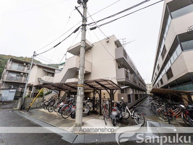コーポ樋又A棟の外観写真