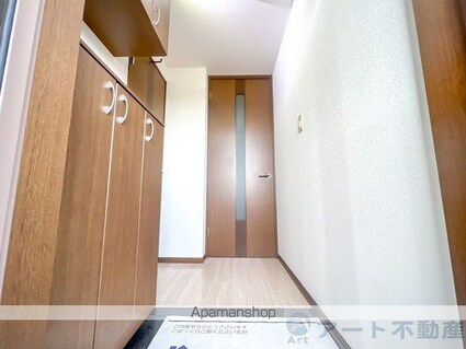 ブレスビュー[2LDK/51.66m2]の玄関