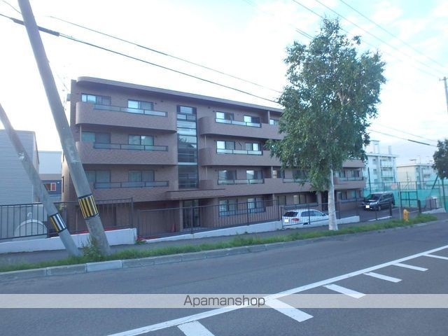 イーリス宮の丘虹の橋の外観写真