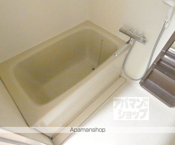 ファースト岩倉の内装写真