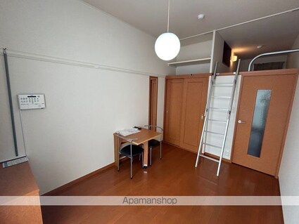 レオパレスシャングリラ２００７[1K/20.14m2]のリビング・居間2