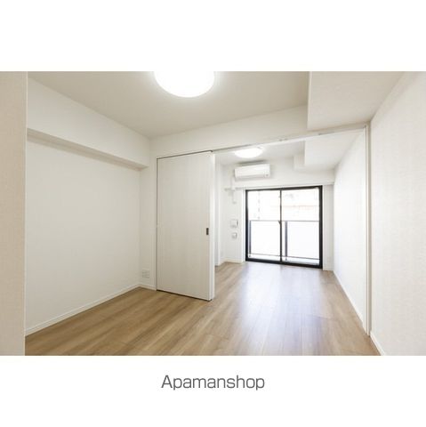 コンフォリア・リヴ品川南大井の内装写真