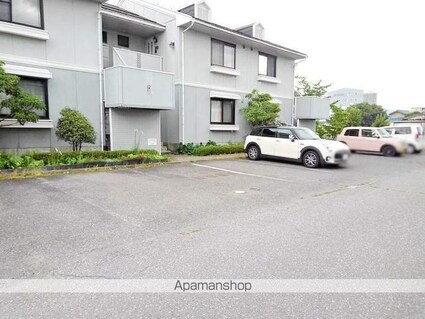 セジュール小岩井[2LDK/53.62m2]の駐車場