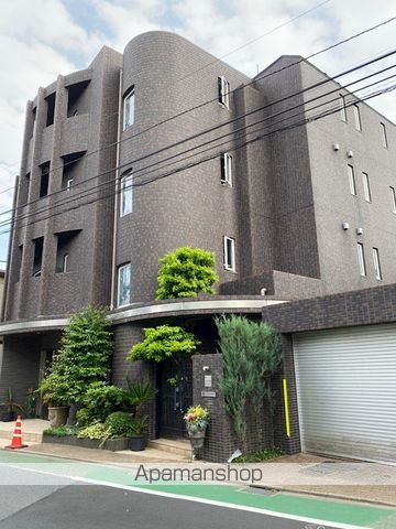 コアステージの外観写真