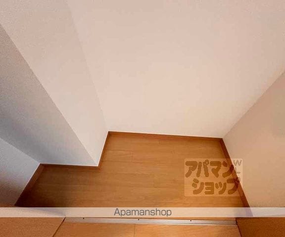 フラッティ K&Sの内装写真