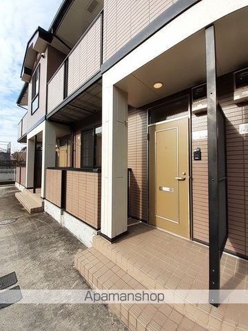 レジデンス・Fの玄関写真