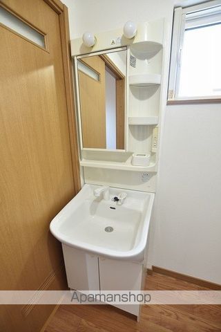 HOUSE MOEの内装写真