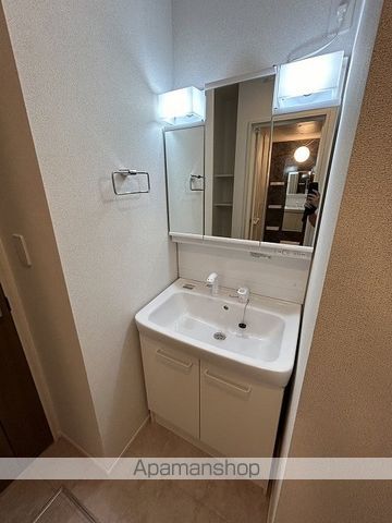 LUCE 伴中央の内装写真