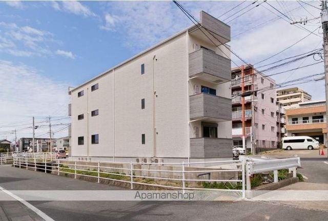 プレチサメンテ今宿駅前の外観写真