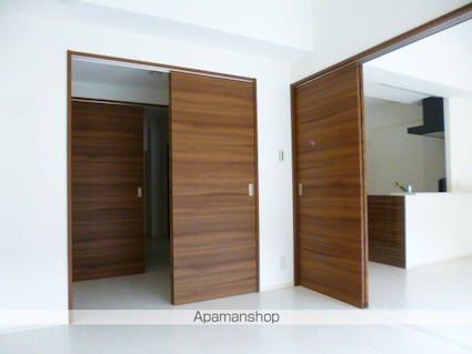 プライムコート立川[1SLDK/56.73m2]の収納