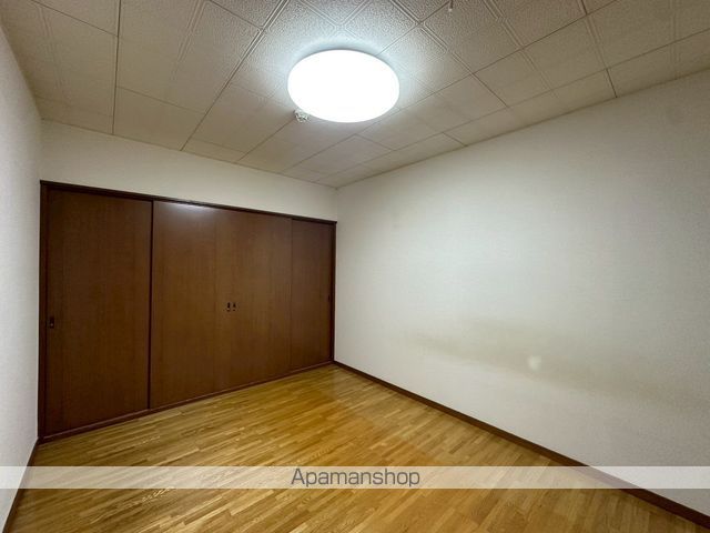 QUATTROの内装写真