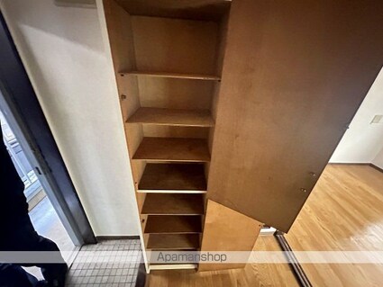 グランコンシェルト[1K/17m2]の収納