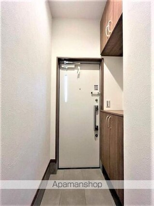 Ｓｏｌｉｓ新留丁[1LDK/40.99m2]の玄関