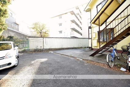 アーバンハイツ神明[1K/21.48m2]の駐車場