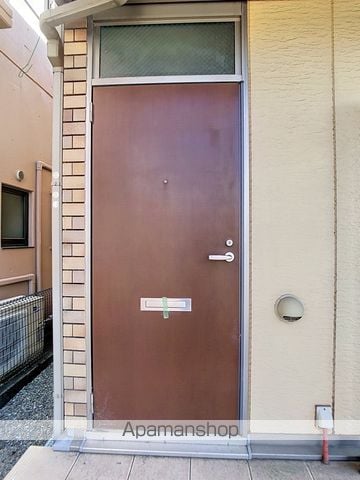 ワンパレスの外観写真