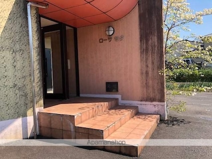 ローサセタ[1R/31.5m2]のエントランス