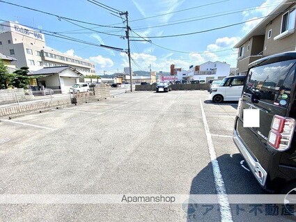 プランドール凛　Ａ棟[2LDK/55.15m2]の駐車場2