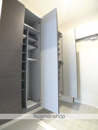 ヴィゴーレ本町[1R/29.6m2]の内装2