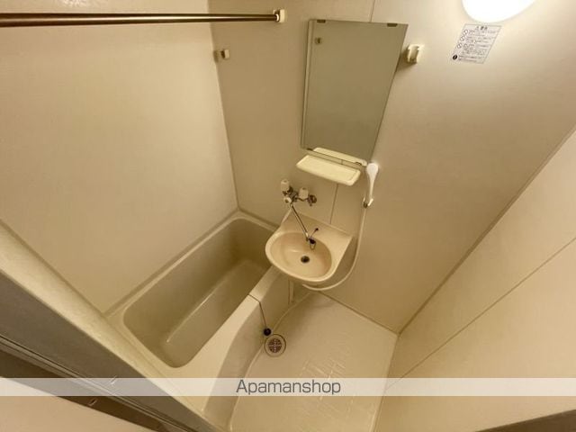 レオパレスホットスプリングの内装写真