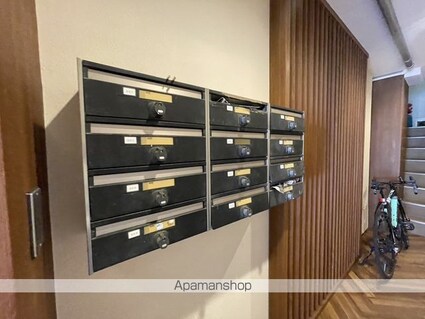 広島県広島市中区竹屋町[1DK/23m2]のエントランス