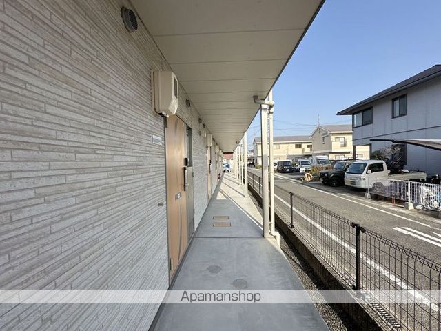 クレイノ沖の内装写真