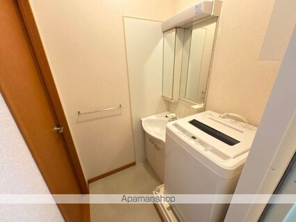 レオパレスＫＯＭＯＴＯ足利[1K/31.05m2]の洗面所