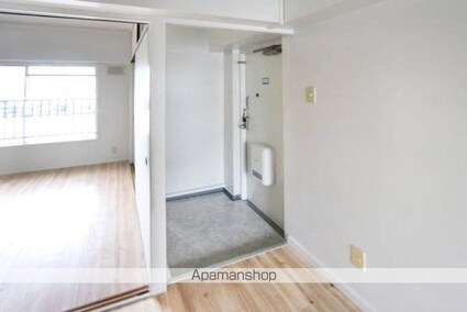 ビレッジハウス琴海１号棟[2K/33.61m2]の玄関