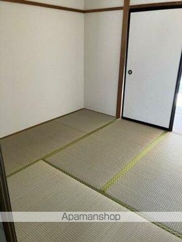 エルディム岩崎の内装写真