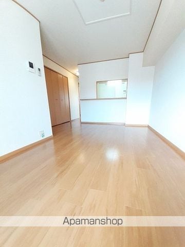 エストレーブ里 IIの内装写真