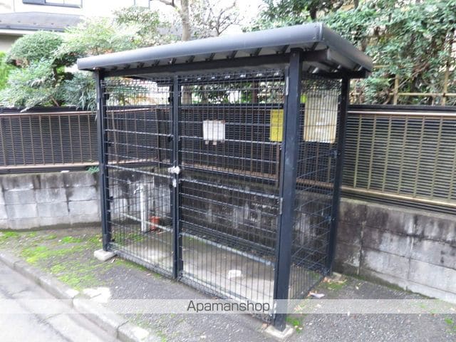 apartment 埼玉県入間市高倉１丁目9-54
地図を見る