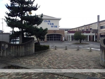 福井県坂井市春江町中庄[2LDK/59.77m2]の周辺3