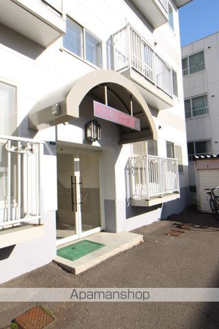 大友パークマンションの玄関写真