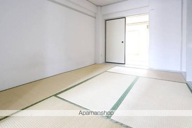ビレッジハウス下更地2号棟の内装写真