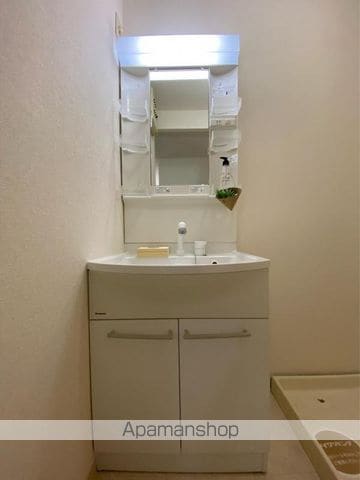 フィネス三条の内装写真