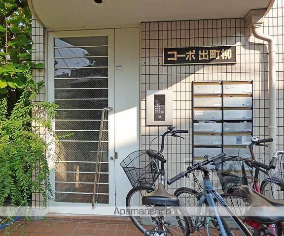 コーポ出町柳の玄関写真