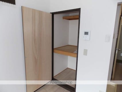 エバーグリーン[1R/20m2]の収納