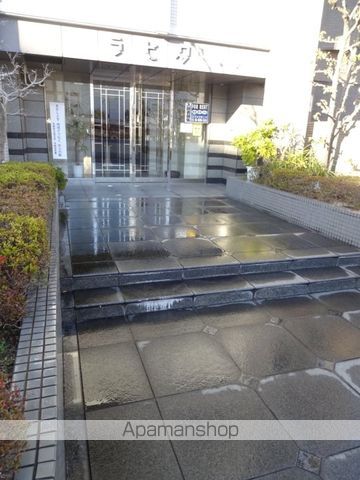 大阪市谷町線 出戸駅 徒歩2分 6階建 築33年の玄関写真