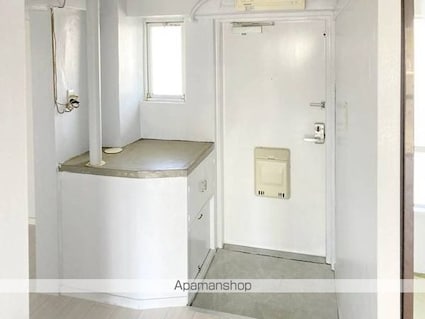 ビレッジハウス江戸川台２号棟[3DK/49.2m2]の玄関