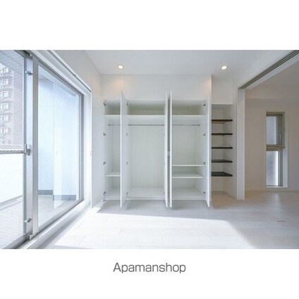 コンフォリア西麻布[1LDK/39.38m2]の収納