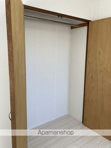 ワインシェル寺尾の内装写真