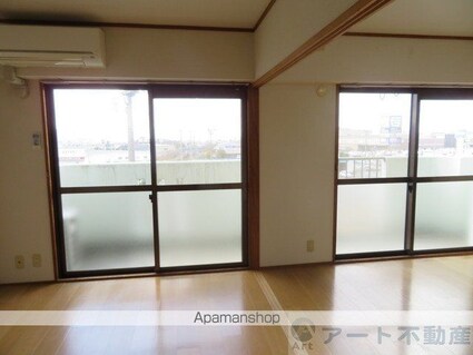 グランドールオオニシ[3DK/60m2]のリビング・居間